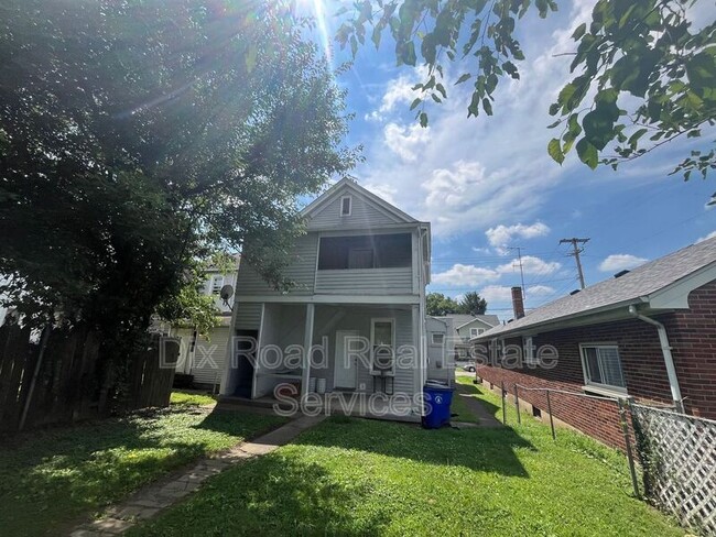 Building Photo - 1310 Shuler Ave