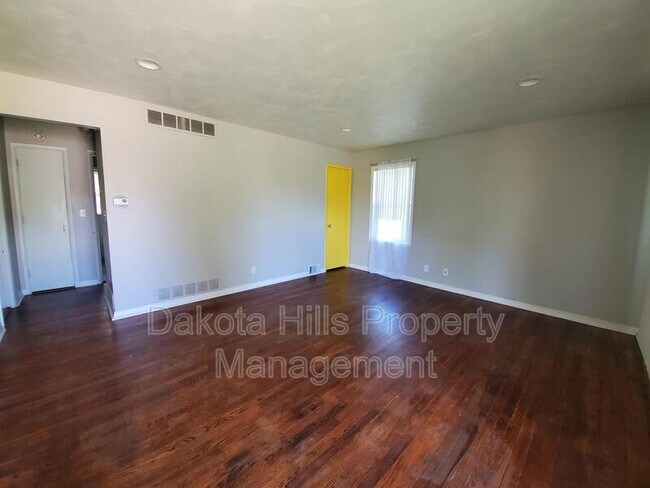 Foto del edificio - 4019 W St Louis St