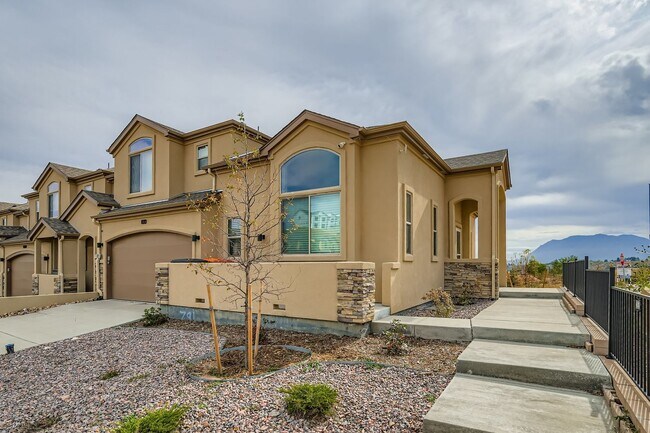 Foto del edificio - 791 Little Bear Grove