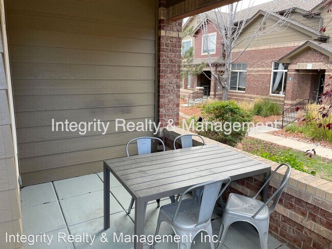 Building Photo - 2 br, 2.5 bath House - 6484 Silver Mesa Dr...