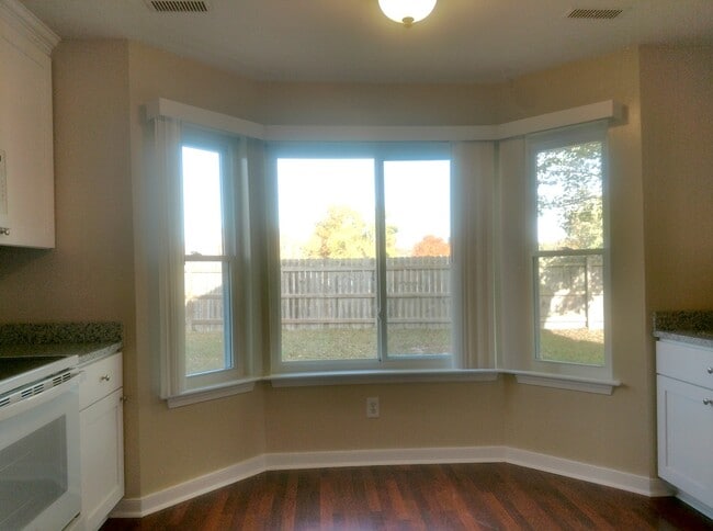 Photo - 4901 Denny Dr (Virginia Beach, VA) House
