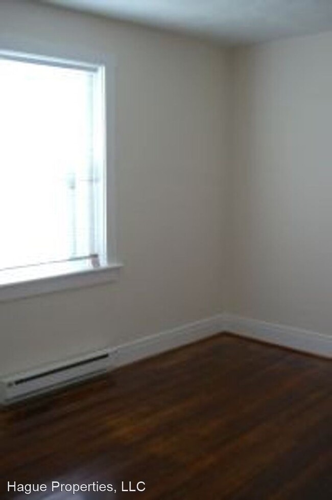 Foto del edificio - 4911 Newport Ave