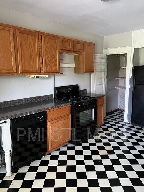 4628 Quincy St, St. Louis, MO 63116 Condo for Rent in St. Louis, MO