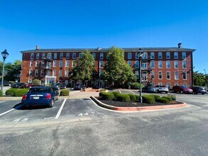 Building Photo - 2639 Boston St Building Photo - 2639 Boston St