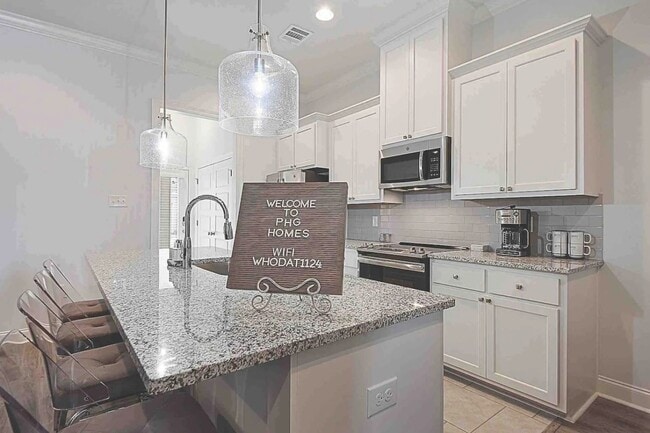 2 Bedroom Furnished Rental Near LSU|Short Term & Long Term Options Available - 2 Bedroom Furnished Rental Near LSU|Short Term & Long Term Options Available House