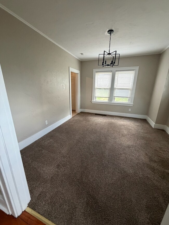 Dining room - 2613 Cleveland St