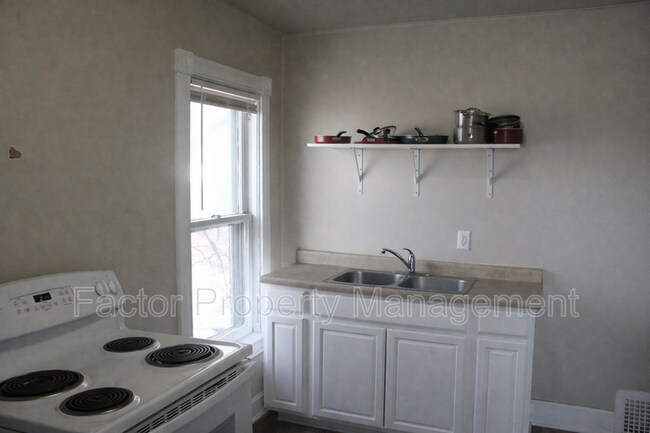 Foto del edificio - 328 N 6th St