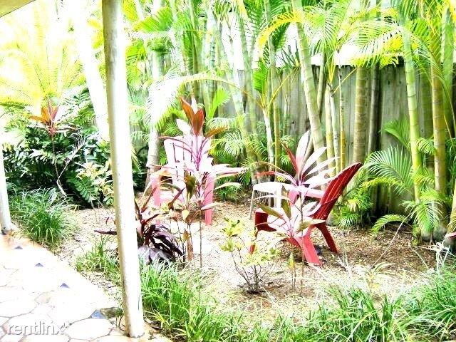 Foto del edificio - 1 br, 1 bath 4plex - 443 NE 17th Way Apt 2