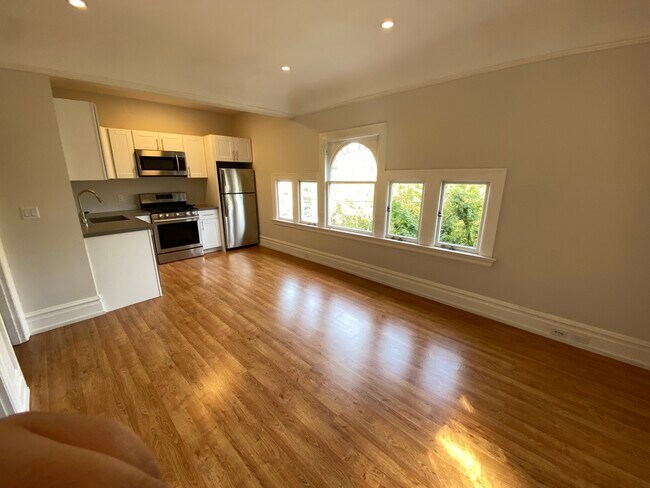 Foto principal - 535 30th St