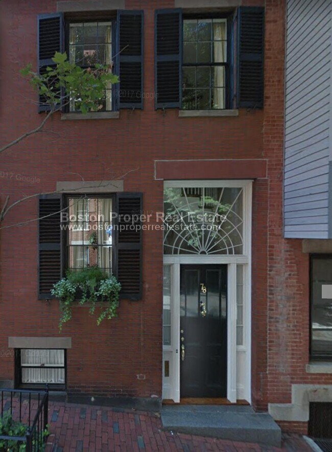 Building Photo - 72 Revere St