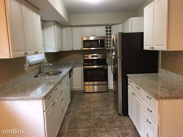 Building Photo - 3 br, 2 bath House - 6301 E 140th Terrace