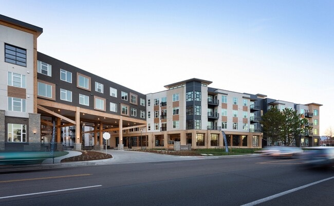 Building Photo - Olivine