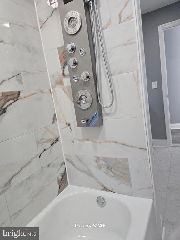 Foto principal - 3301 N Front St