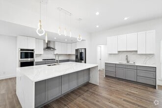 Building Photo - 6814 Hyacinth Ln