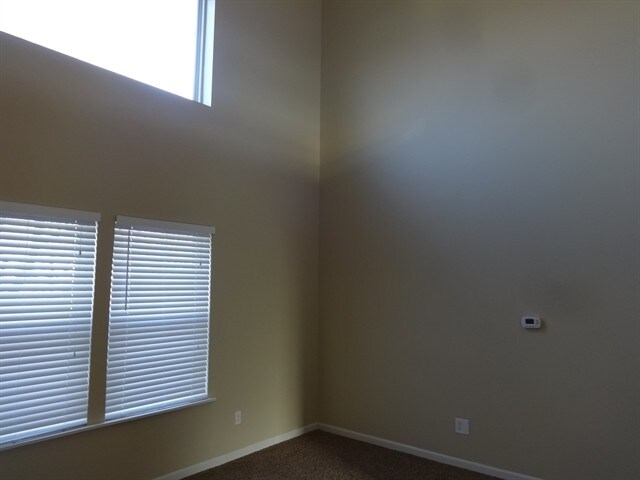 Foto del edificio - 987 Drayson Dr