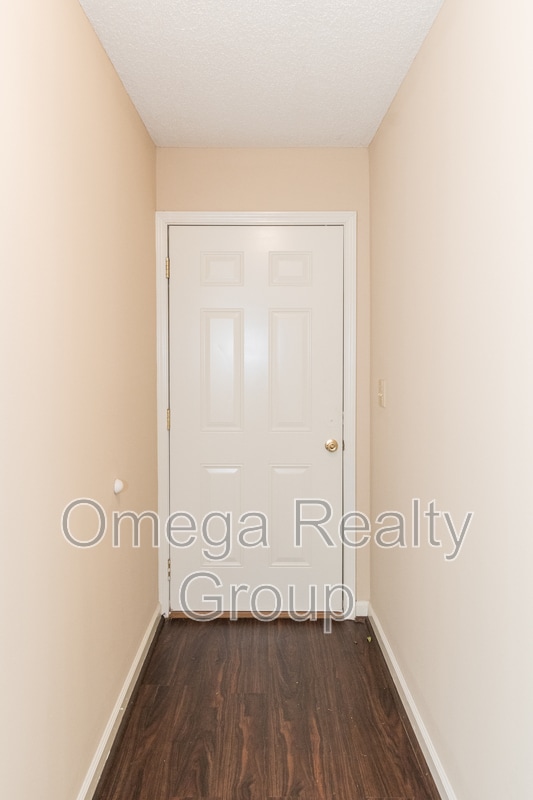 Foto del edificio - 1645 Park Terrace