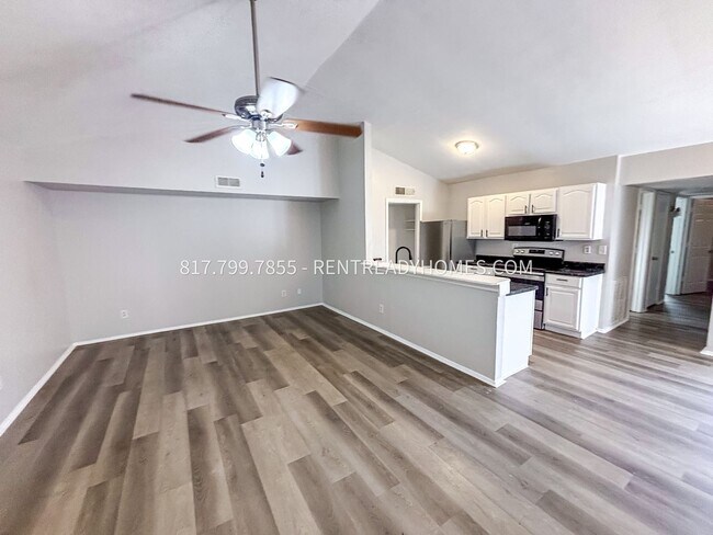 Building Photo - 9407 Gonzales Dr