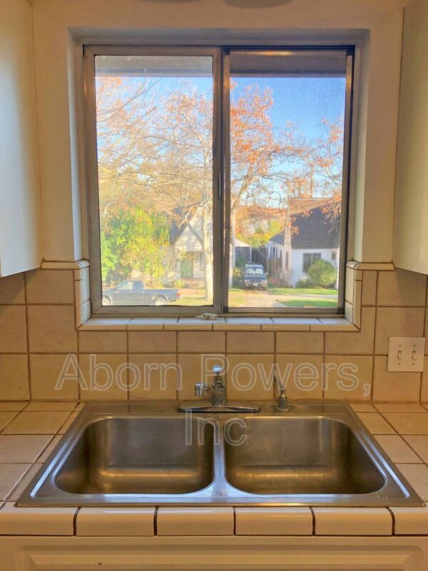 2208 25th St Unit Apt. 4, Sacramento, CA 95818 Condo for Rent in Sacramento, CA
