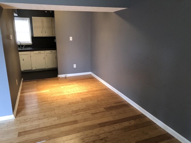 Building Photo - 255 Osage Ct
