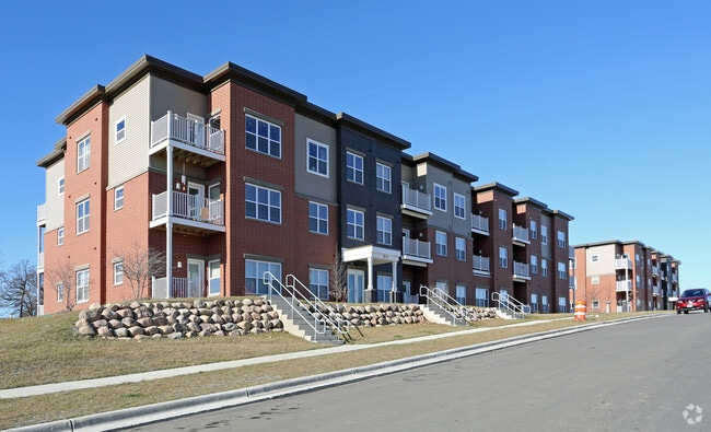 Building Photo - Tennyson Ridge