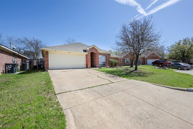 Building Photo - 6431 St Leonard Dr