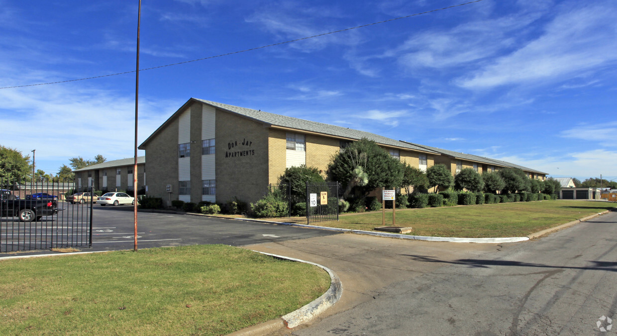 Primary Photo - Trinity Place Apartments