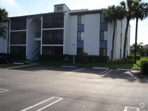 Building Photo - 1107 Green Pine Blvd