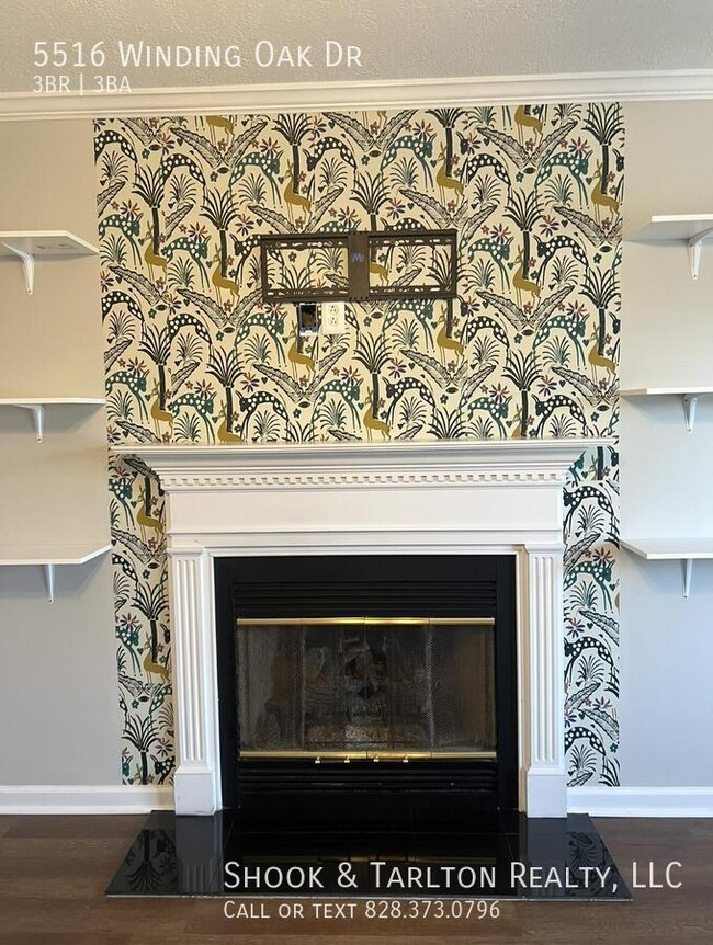 Foto del edificio - 5516 Winding Oak Dr