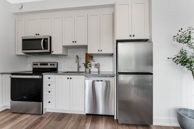 Photo du bâtiment - 157 Sanford Ave