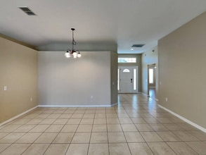 Building Photo - 1437 Bluff Loop