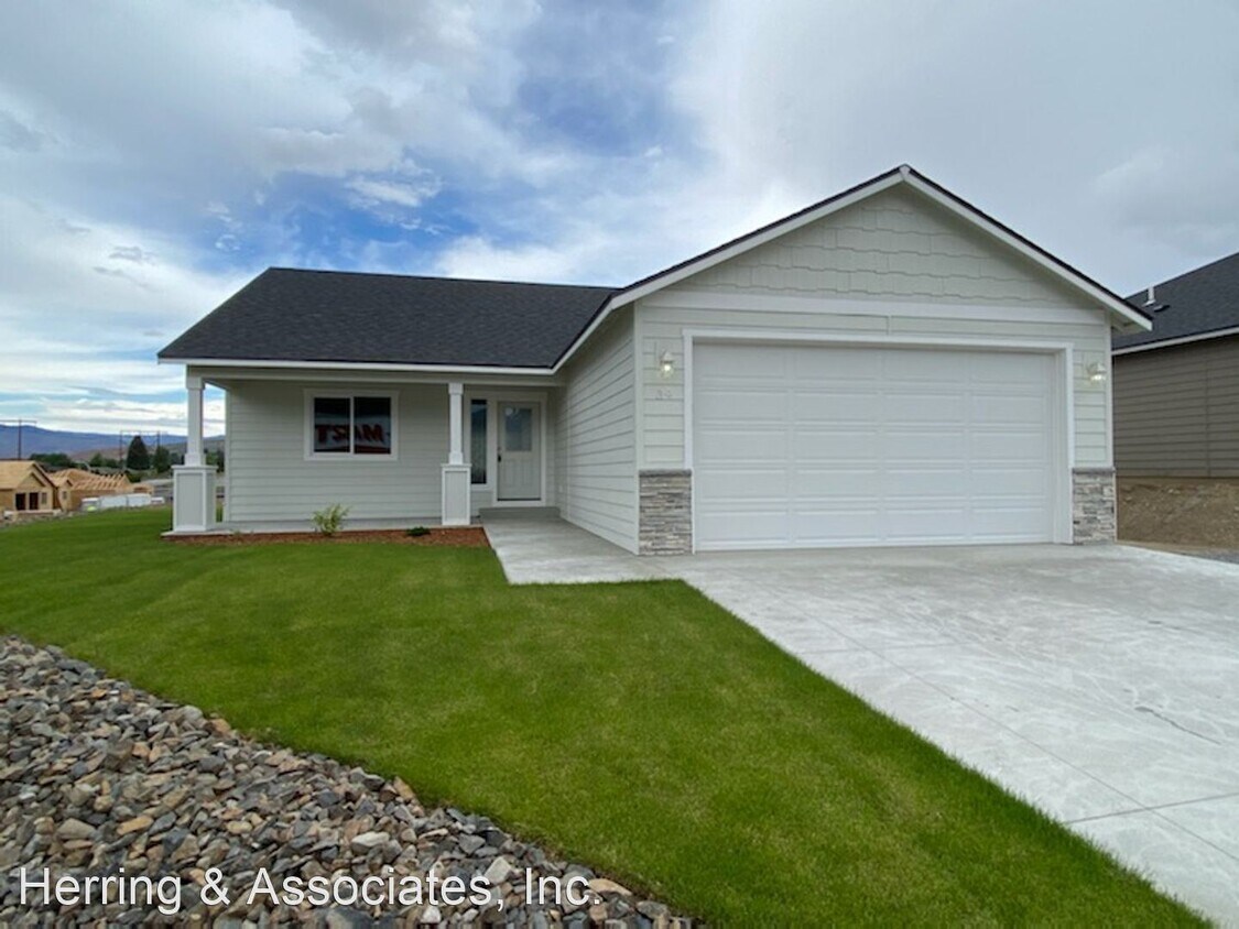 39 Millbrook Loop East Wenatchee, WA 98802 Alquileres en East