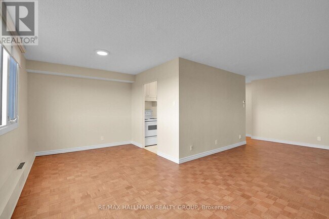 Building Photo - 265 Poulin Ave