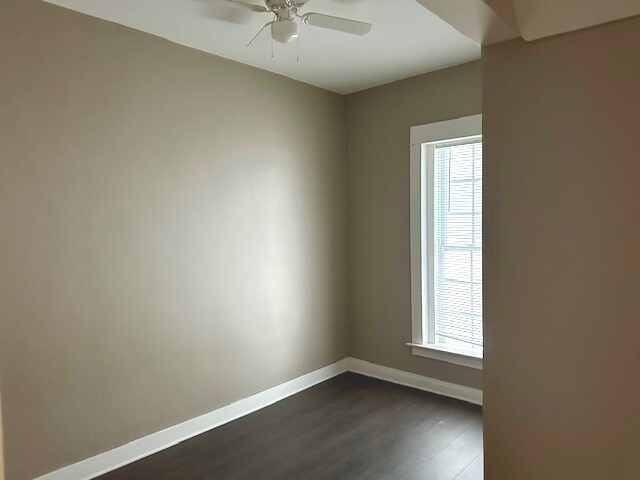 Building Photo - 426 Oneida St