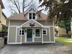 Building Photo - 51 Cedar St