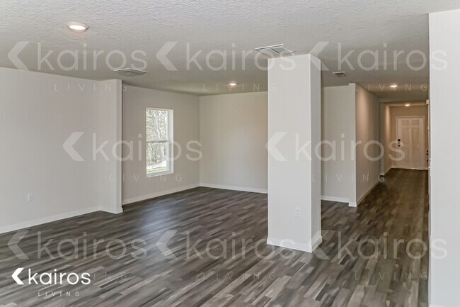 Building Photo - 11146 N G Martinelli Blvd.