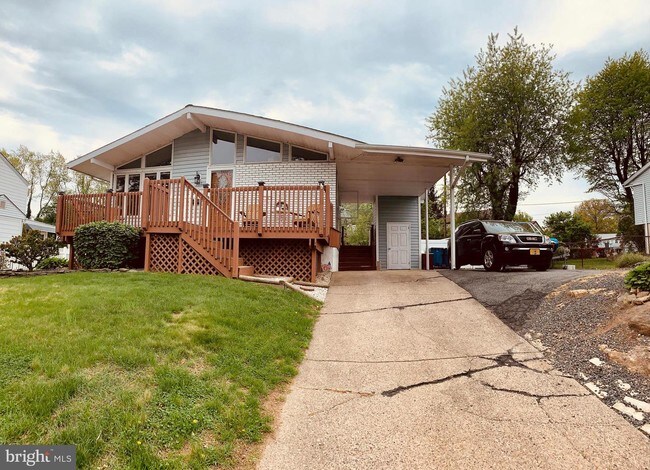 Building Photo - 920 Naudain Ave