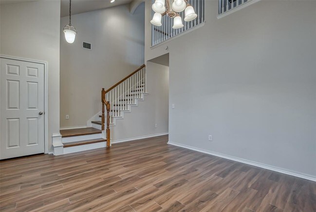 Building Photo - 2801 St John's Dr