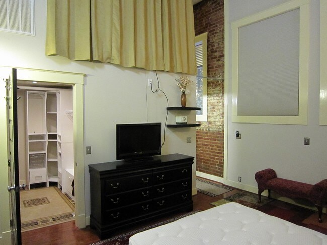 Foto del edificio - 324 Salem Ave SW