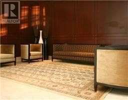 Building Photo - 200 Rideau St