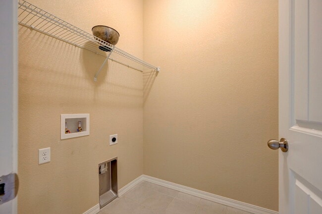 Building Photo - 8259 Mosby Way