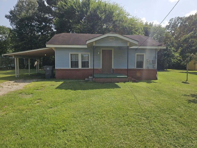 Building Photo - 505 McHale St