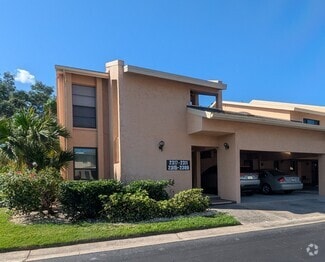 Building Photo - 2311 Beneva Terrace