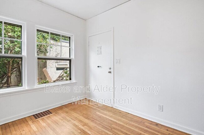 Foto del edificio - 3622 SE Harrison St