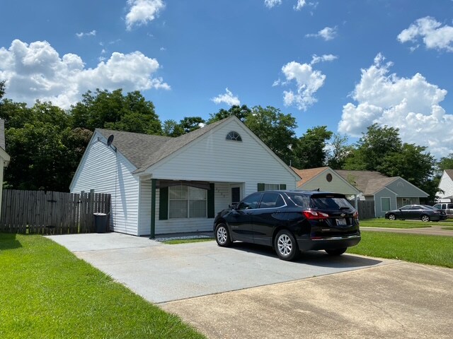 Foto del edificio - 4209 Christie Cir