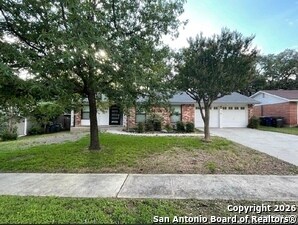 Foto del edificio - 11003 Janet Lee Dr