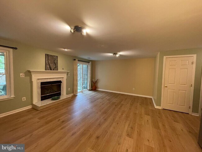 Building Photo - 13118 Ashnut Ln