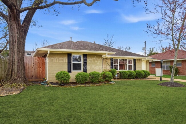 Building Photo - 2019 Brimberry St