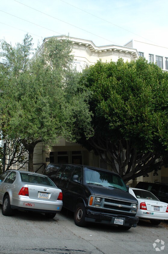 Primary Photo - 1022-1026 Greenwich St