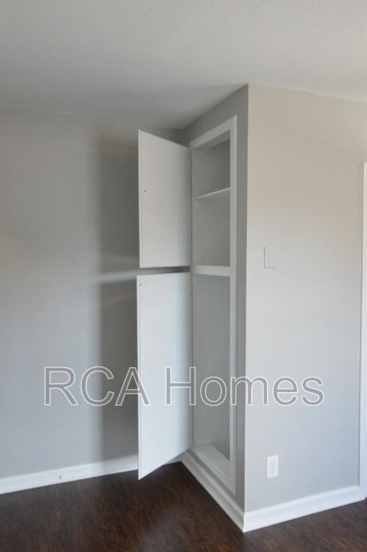 Foto del edificio - 528 1/2 E Raymond St.