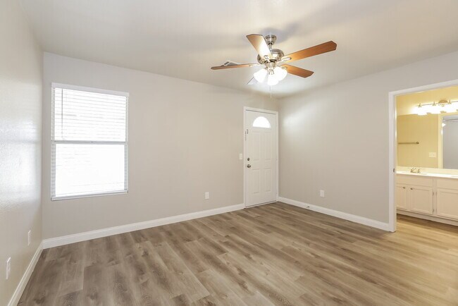 Building Photo - 5330 Krista Alethea St